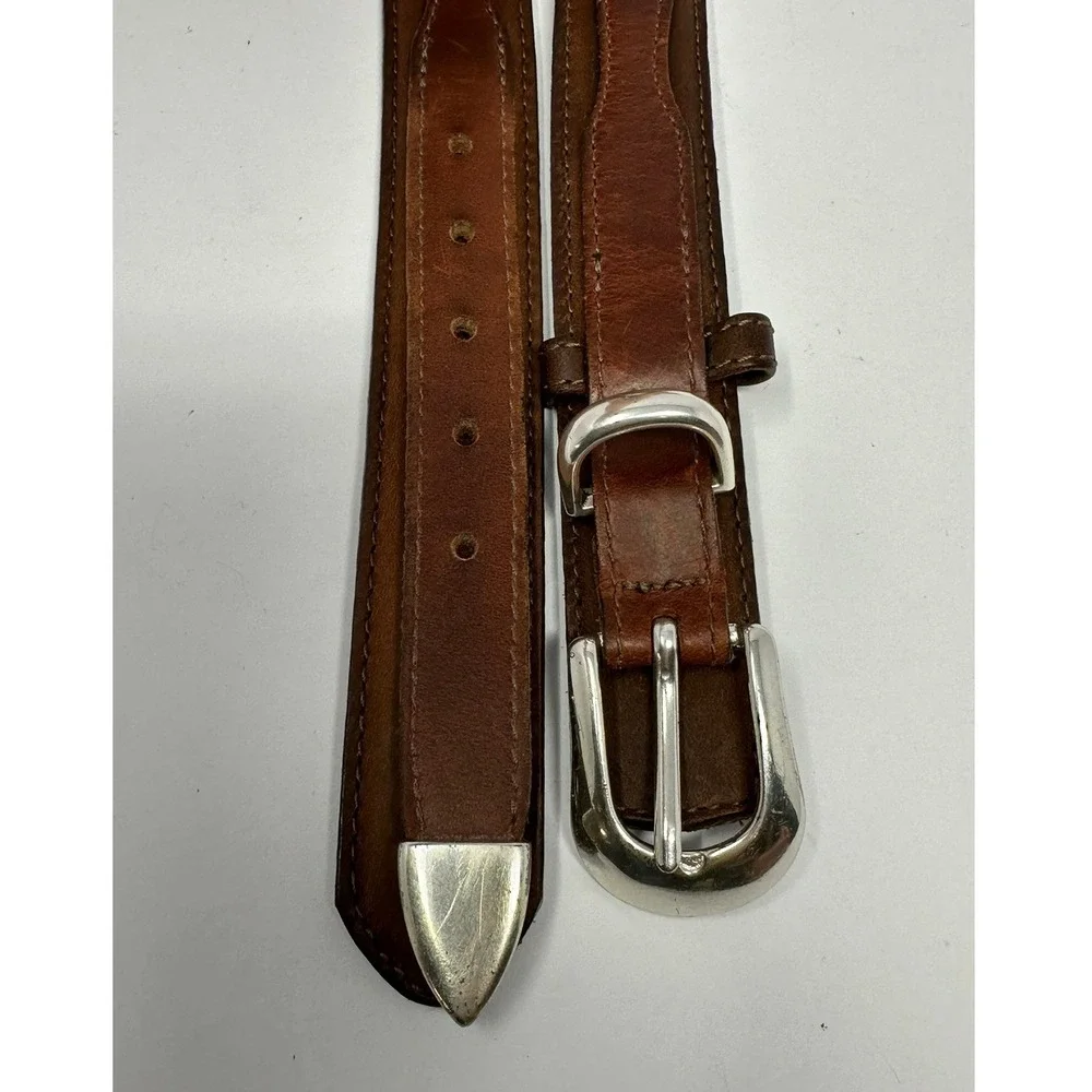 Orvis Mens Brown Leather Western Belt Silver Buckle Tip Made in USA 44 5591